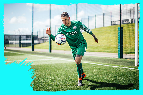 goalkeeper about to kick football