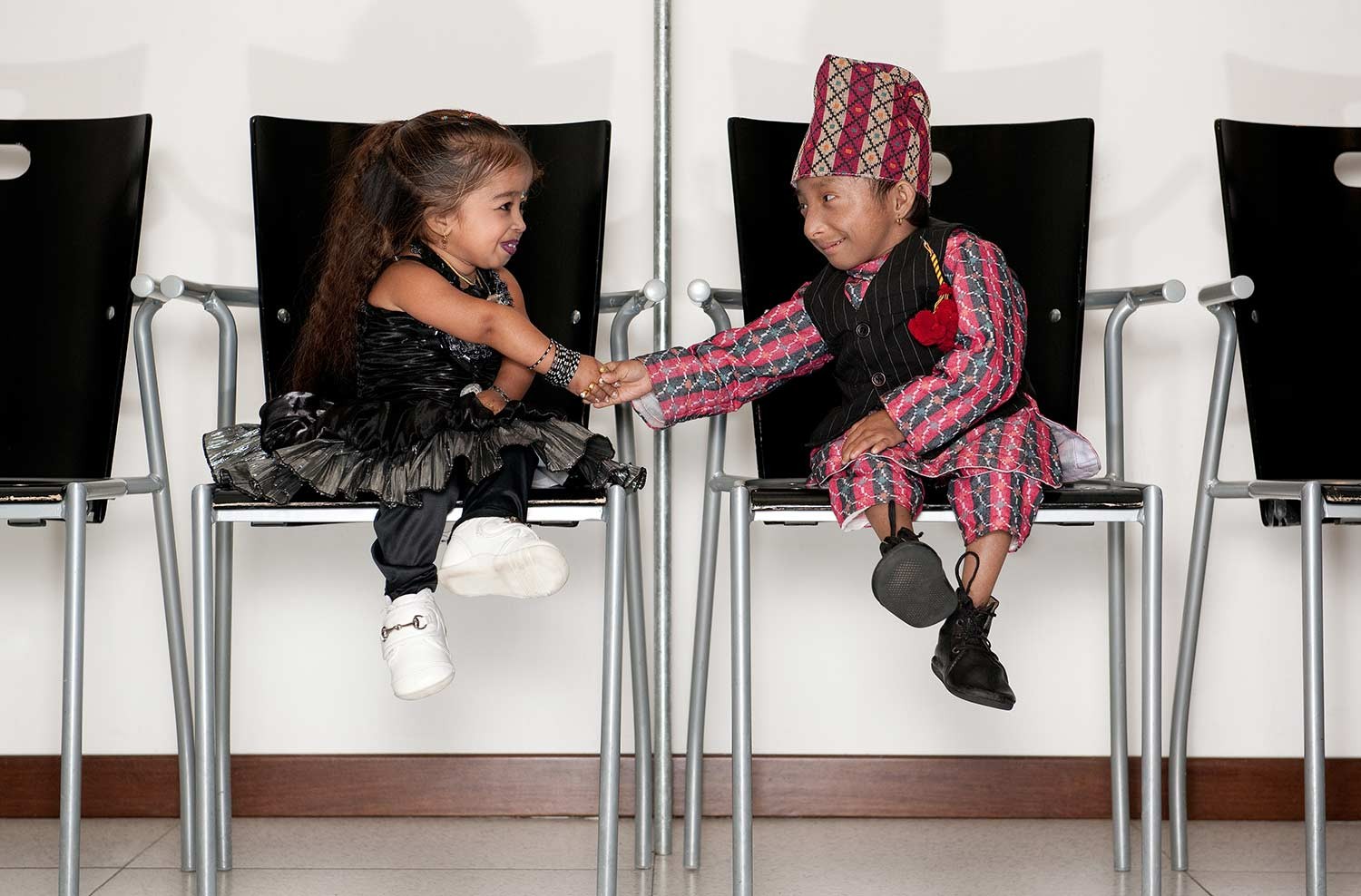 Jyoti Amge and shortest man living Khagendra Thapa Magar