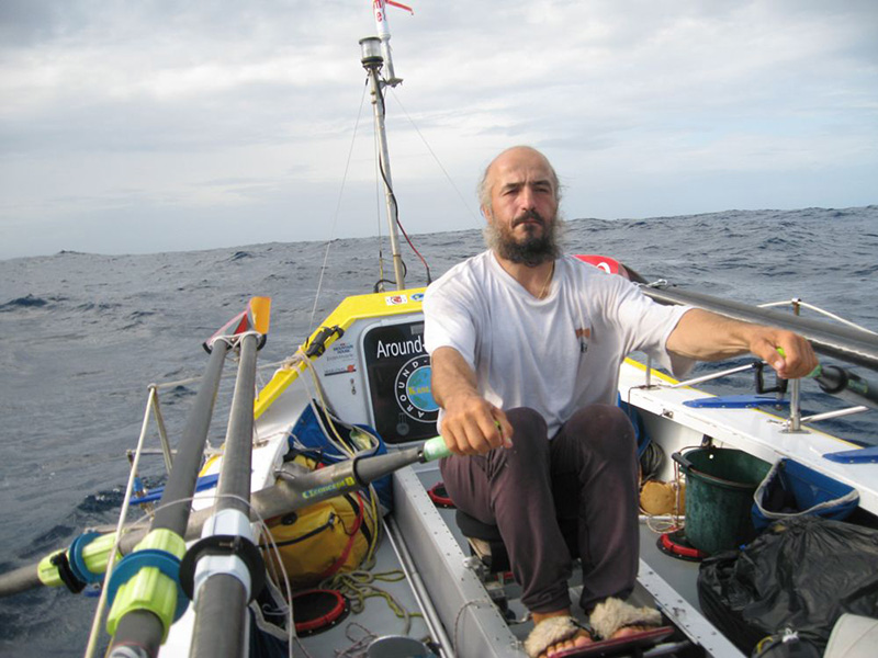 Erden circumnavigating on his boat