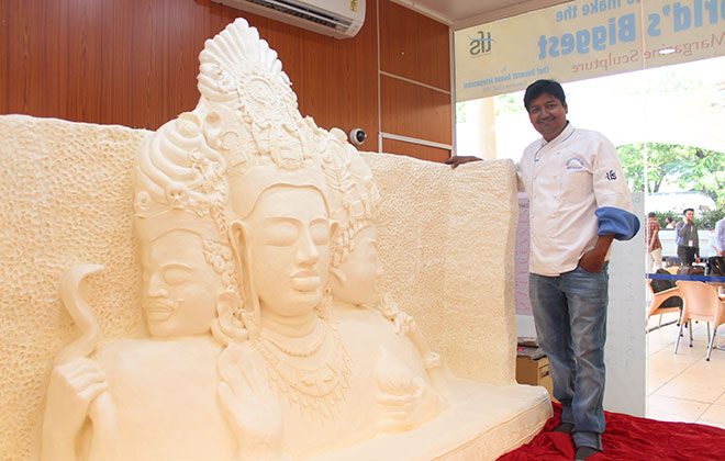 Largest margarine sculpture